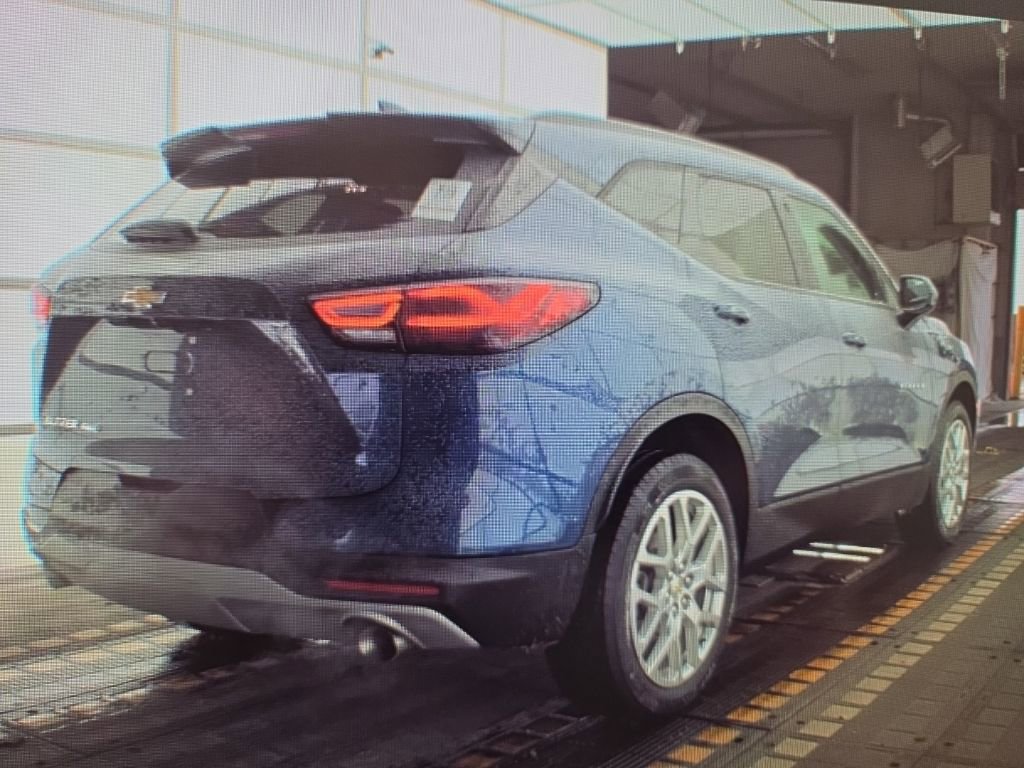 Used 2023 Chevrolet Blazer LT w/ Convenience Package image 3