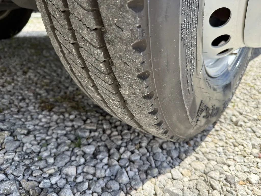 Used 2019 Freightliner Sprinter 144 image 11