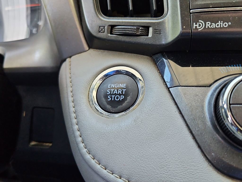 Used 2014 Toyota RAV4 Limited FWD image 16