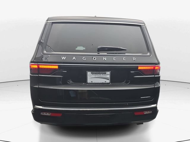 Used 2024 Jeep Wagoneer L Series II w/ Flexible Seating Group image 8