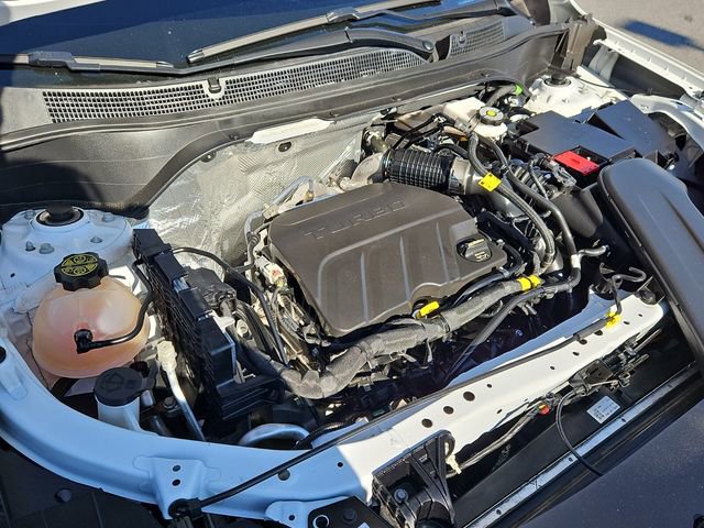 Used 2025 Chevrolet Trax RS w/ Sunroof Package image 21