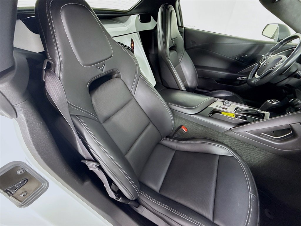 Used 2015 Chevrolet Corvette Stingray Convertible w/ 3LT Preferred Equipment Group image 27