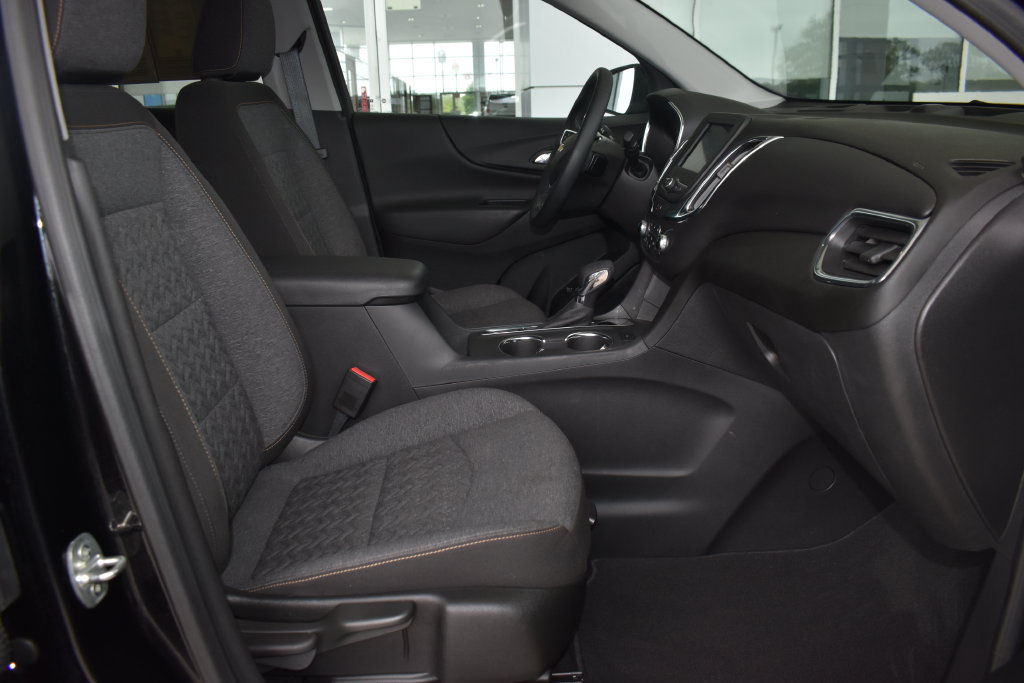 Used 2023 Chevrolet Equinox LT FWD image 5