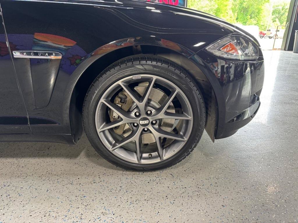 Used 2013 Jaguar XF 3.0 AWD/4WD image 30