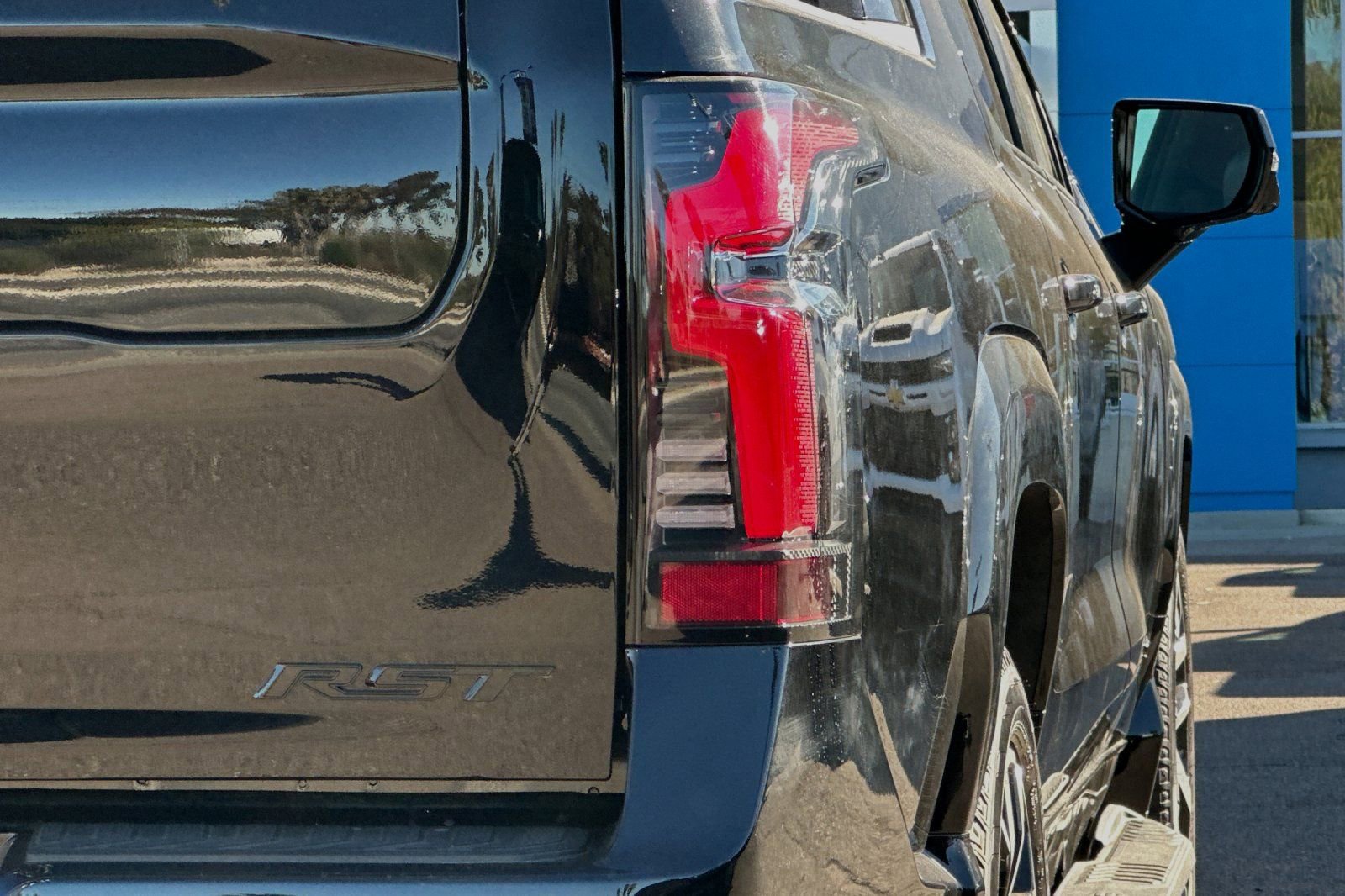 New 2024 Chevrolet Silverado EV RST image 20