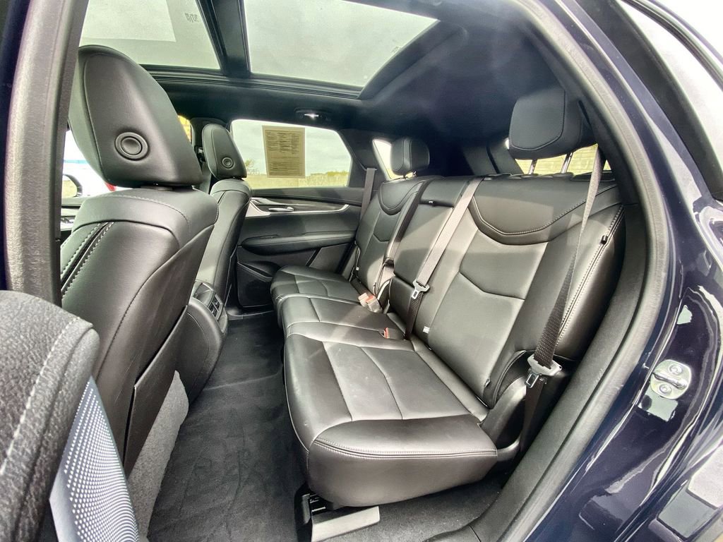 Certified 2025 Cadillac XT5 Sportv image 25