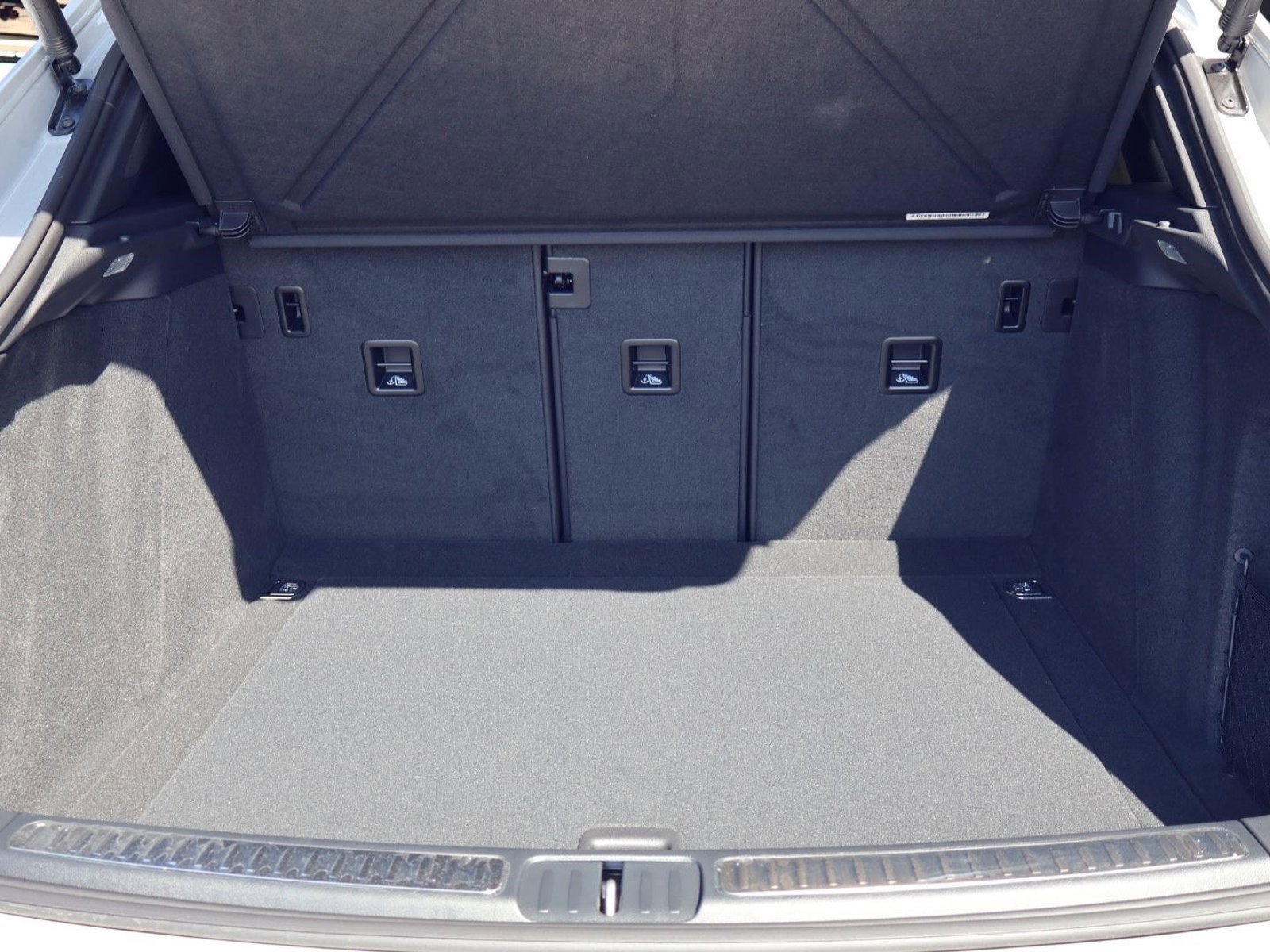 New 2026 Porsche Macan S image 22