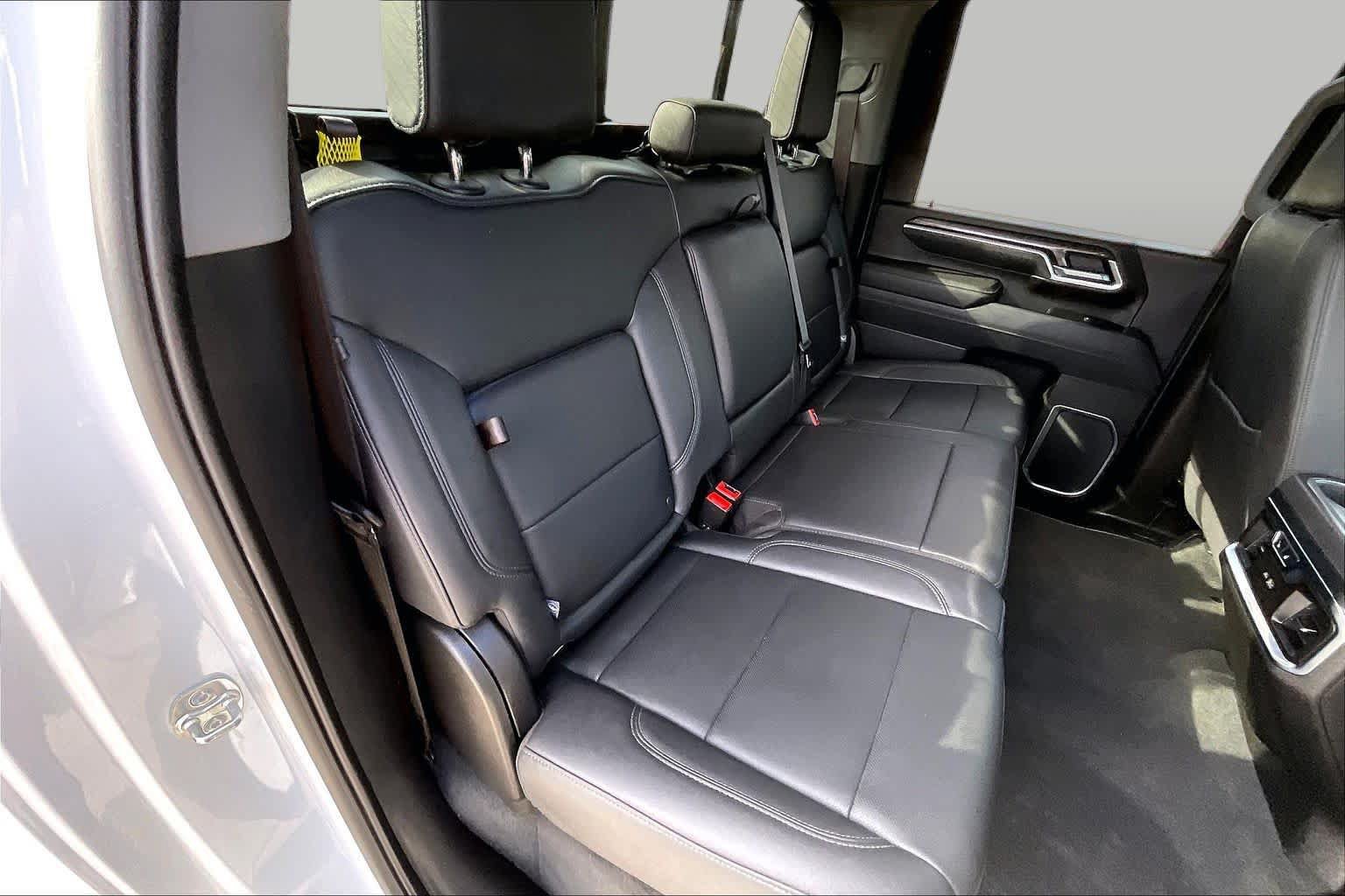 Certified 2025 Chevrolet Silverado 2500 LTZ w/ LTZ Convenience Package AWD/4WD image 19