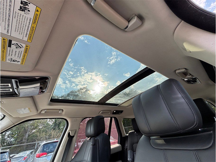 Used 2019 Land Rover Range Rover Supercharged AWD/4WD image 38