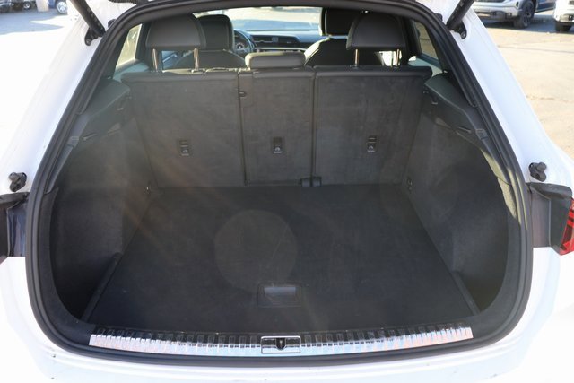 Used 2025 Audi Q3 2.0T Premium image 11