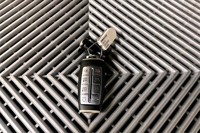 Used 2023 Genesis GV80 3.5T w/ Prestige Package image 10