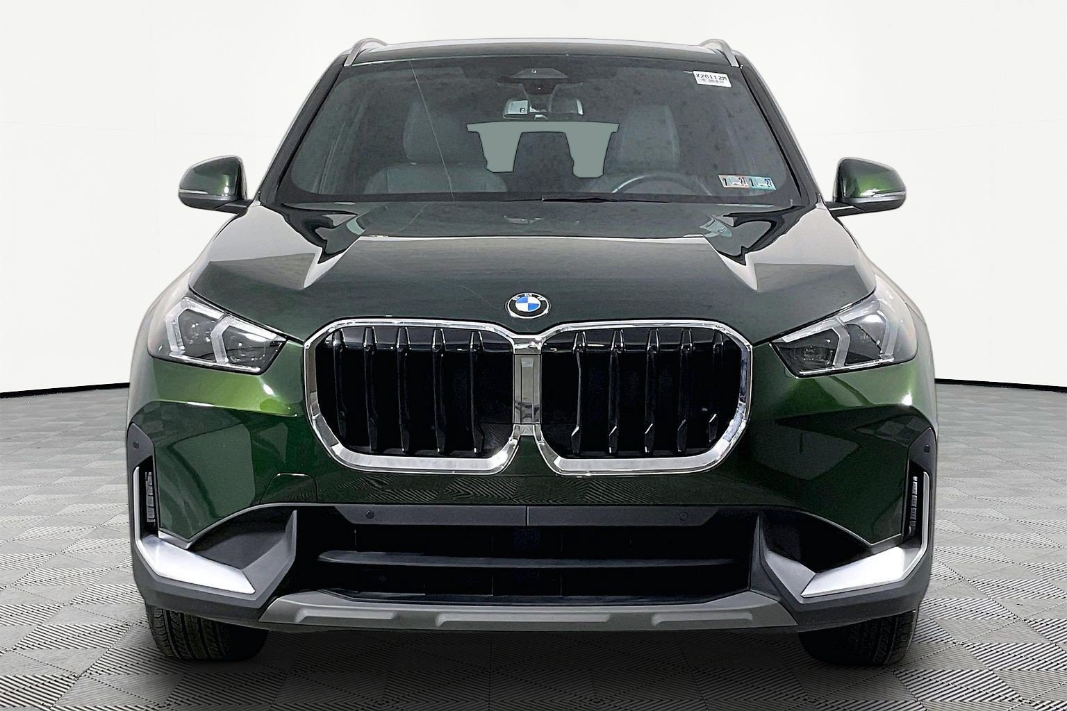 Certified 2023 BMW X1 xDrive28i w/ Convenience Package AWD/4WD image 2