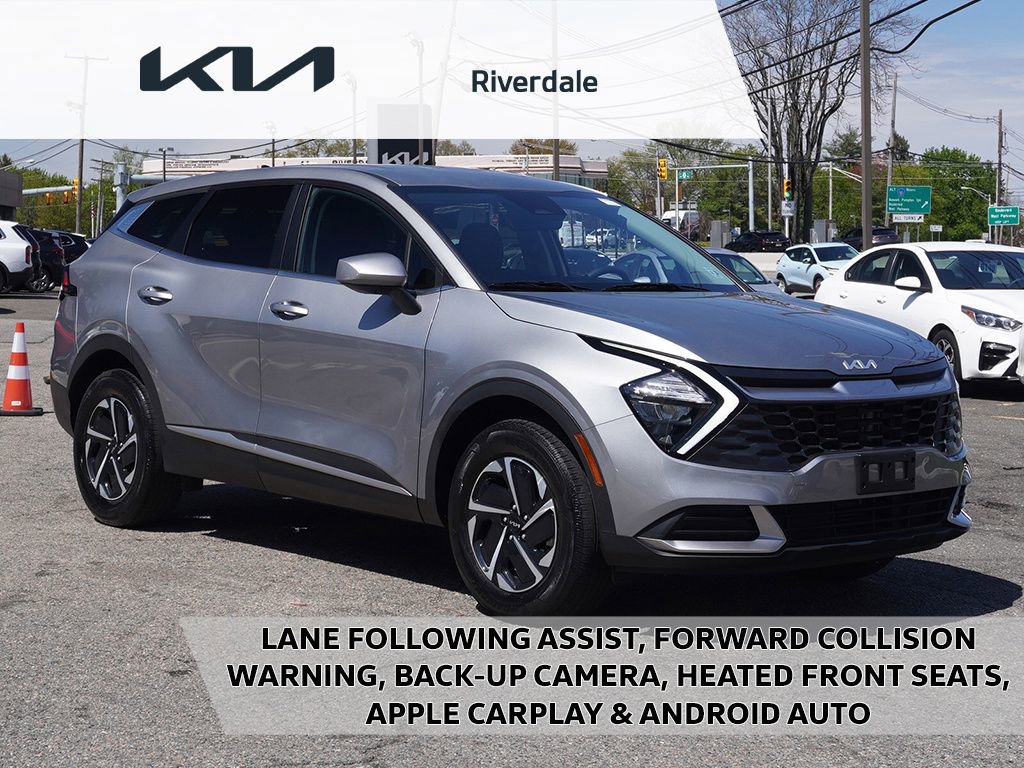 Used 2023 Kia Sportage LX image 1