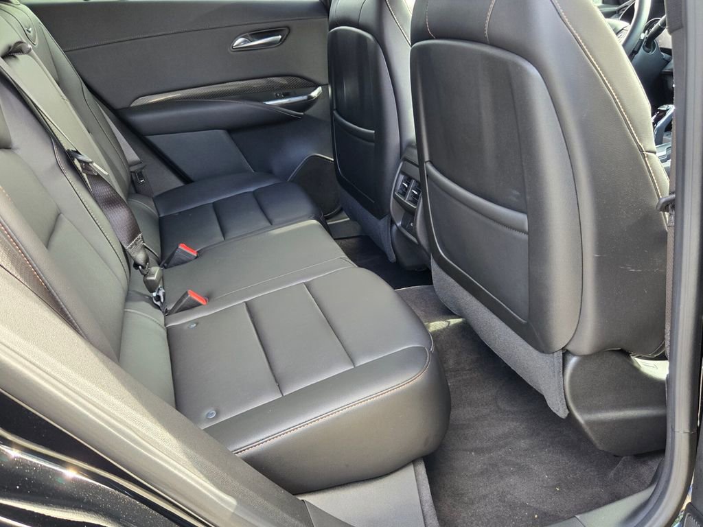 Used 2023 Cadillac XT4 Sport image 15