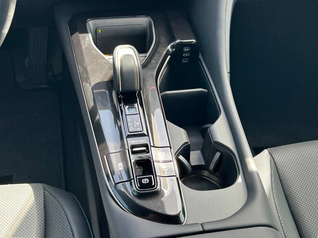 New 2026 Toyota Crown AWD/4WD image 19