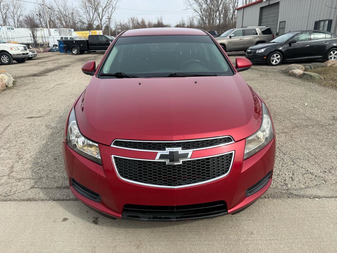 Used 2011 Chevrolet Cruze LT FWD image 2