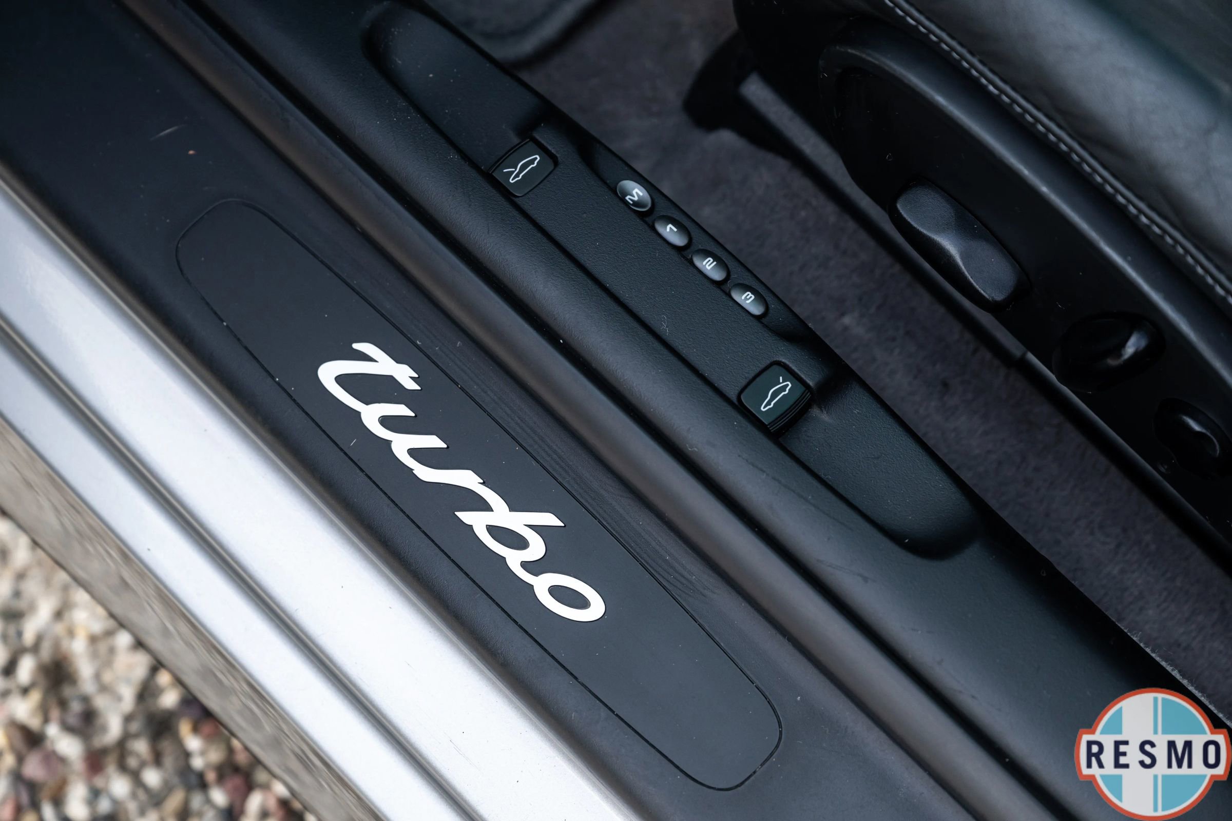 Used 2001 Porsche 911 Turbo image 37