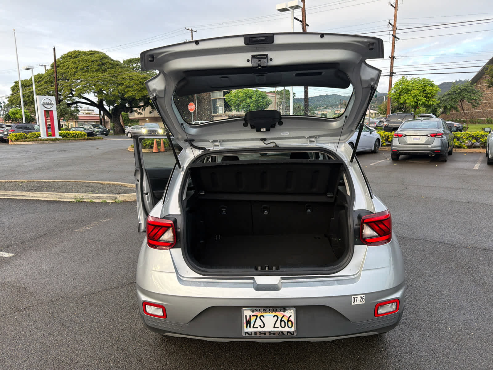 Used 2024 Hyundai Venue SE image 11