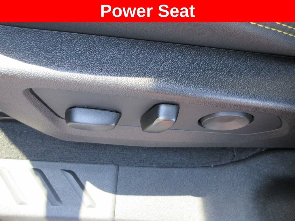 Certified 2023 Chevrolet Colorado ZR2 w/ ZR2 Convenience Package III AWD/4WD image 30