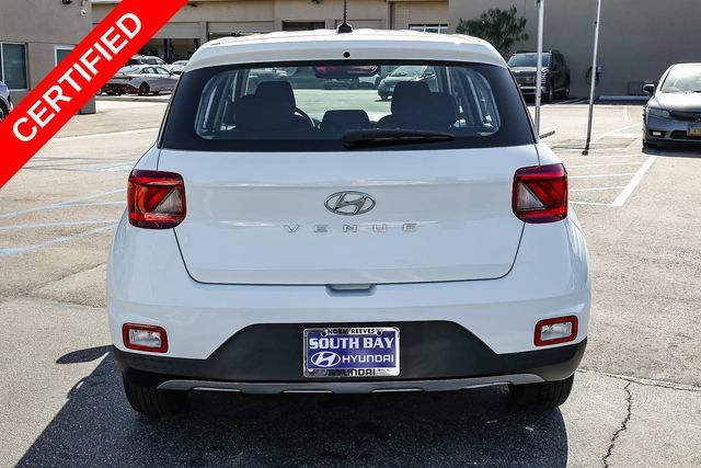 Certified 2024 Hyundai Venue SE FWD image 5