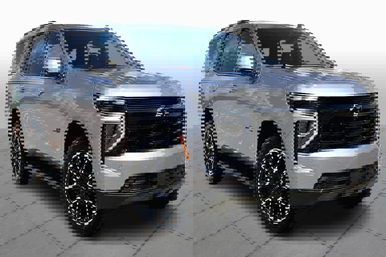 Used 2025 Chevrolet Tahoe RST w/ Comfort Package AWD/4WD image 3