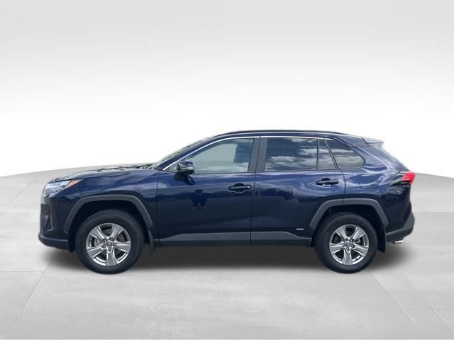 Used 2024 Toyota RAV4 XLE w/ Convenience Package image 3