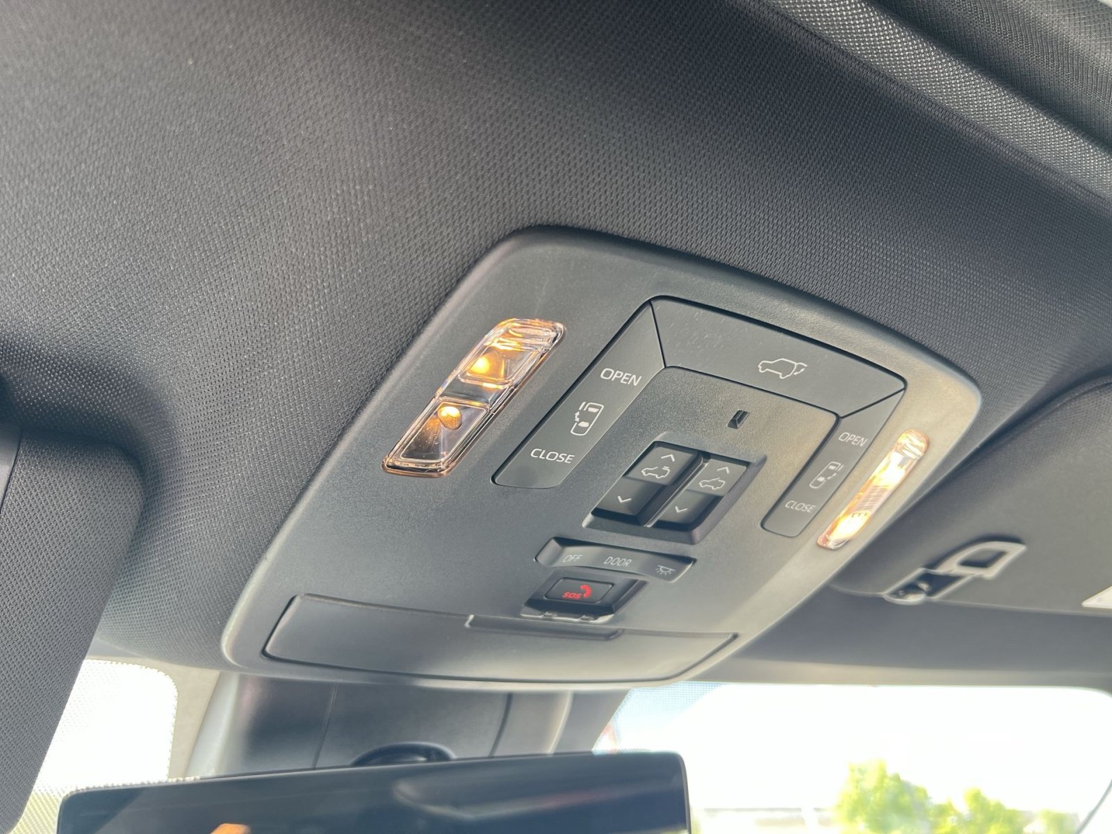 New 2026 Toyota Sienna Platinum AWD/4WD image 28