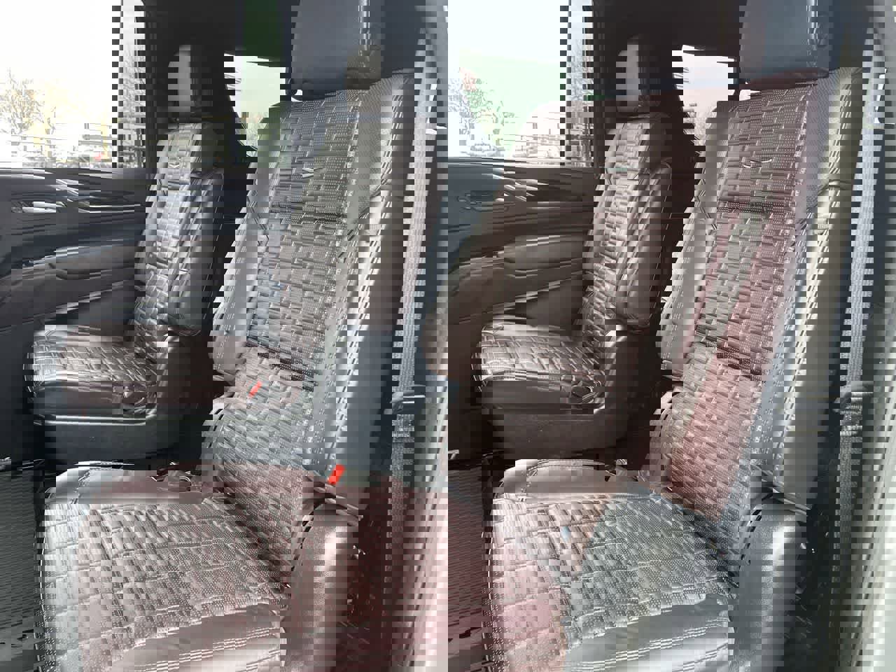 Certified 2024 Cadillac Escalade ESV V w/ LPO, ONYX Package image 20