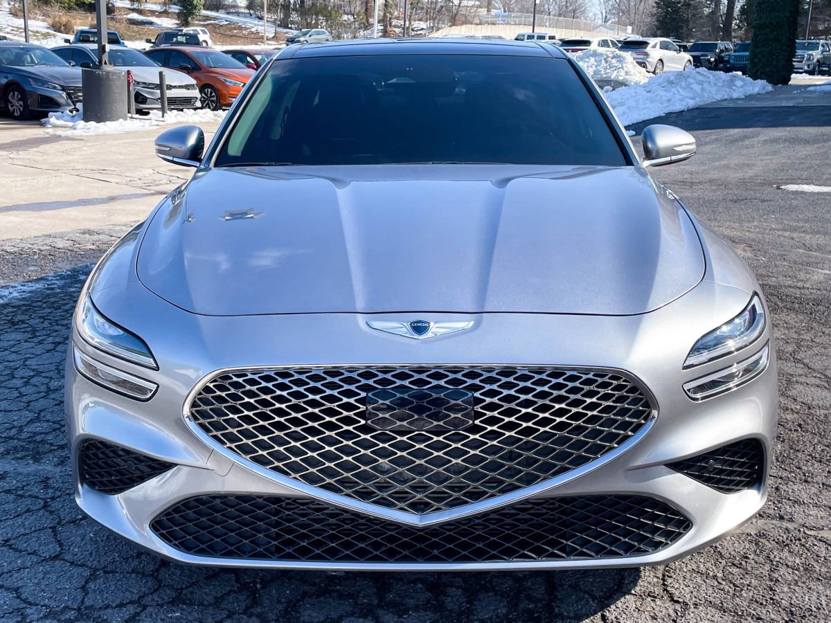 Used 2022 Genesis G70 2.0T w/ Prestige Package image 7