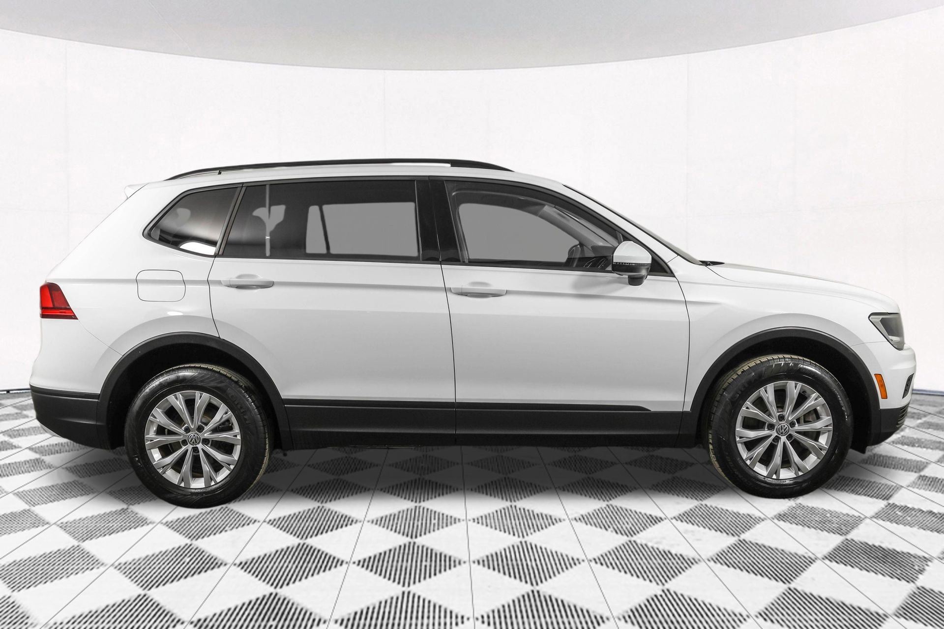Used 2019 Volkswagen Tiguan S w/ Driver Assistance Package image 13