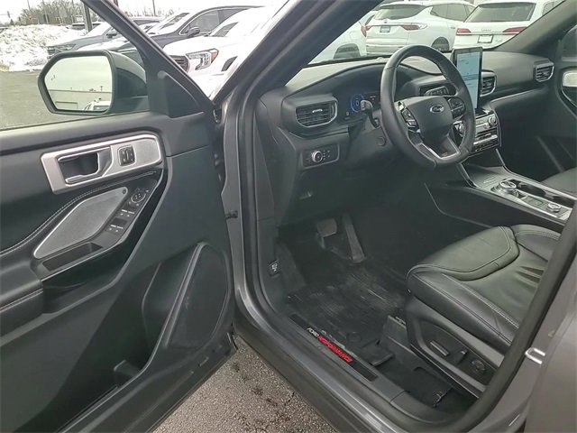 Used 2021 Ford Explorer ST w/ Equipment Group 401A image 12