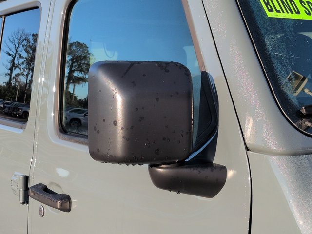 Used 2024 Jeep Wrangler Unlimited AWD/4WD image 11