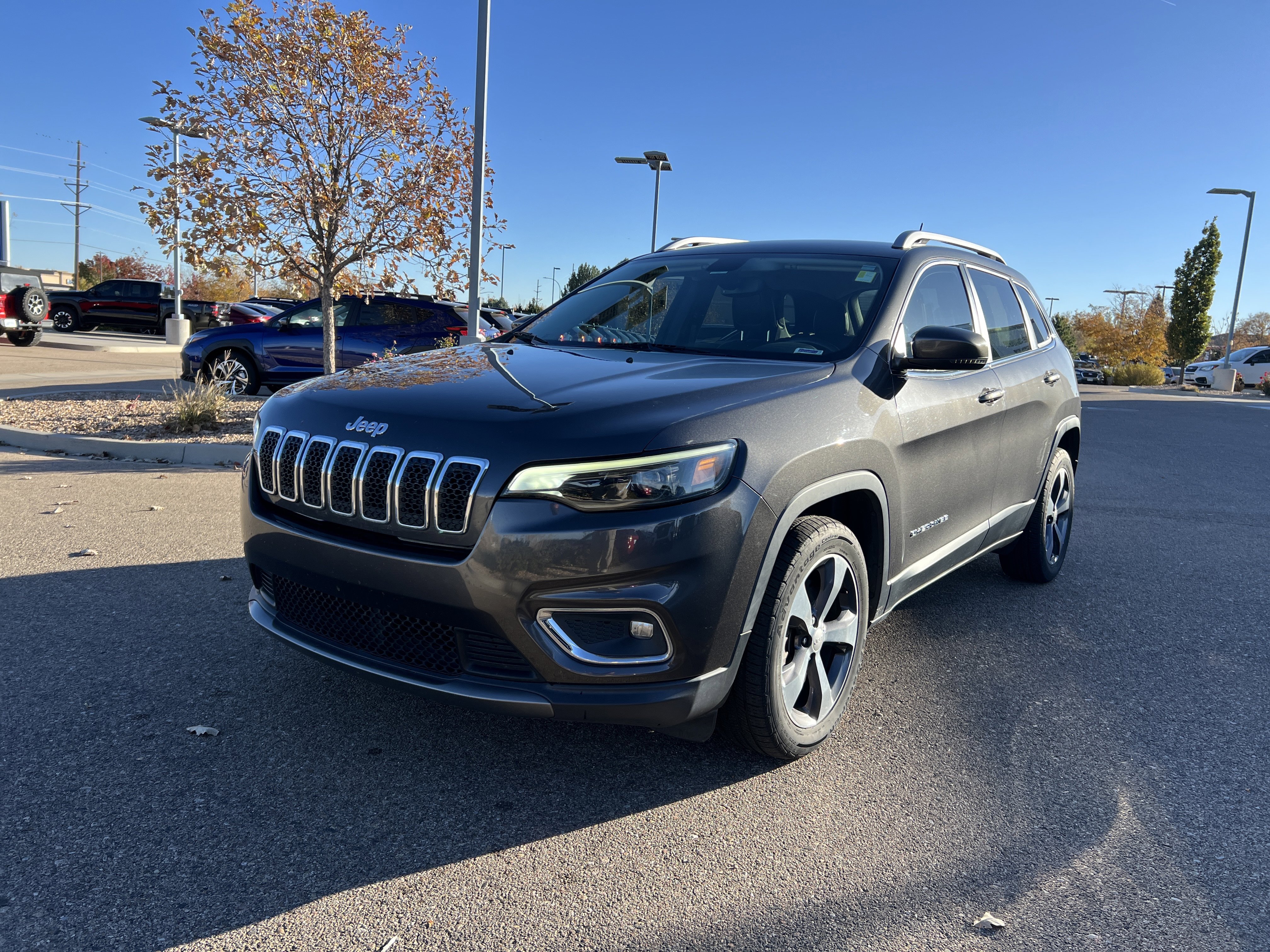 Used 2020 Jeep Cherokee Limited image 15