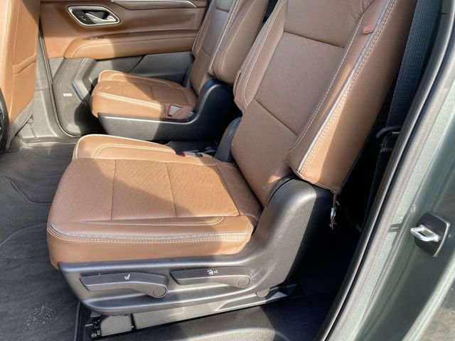 Used 2024 Chevrolet Suburban High Country w/ Max Trailering Package image 23