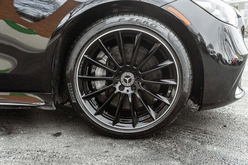 Used 2022 Mercedes-Benz S 500 4MATIC image 4