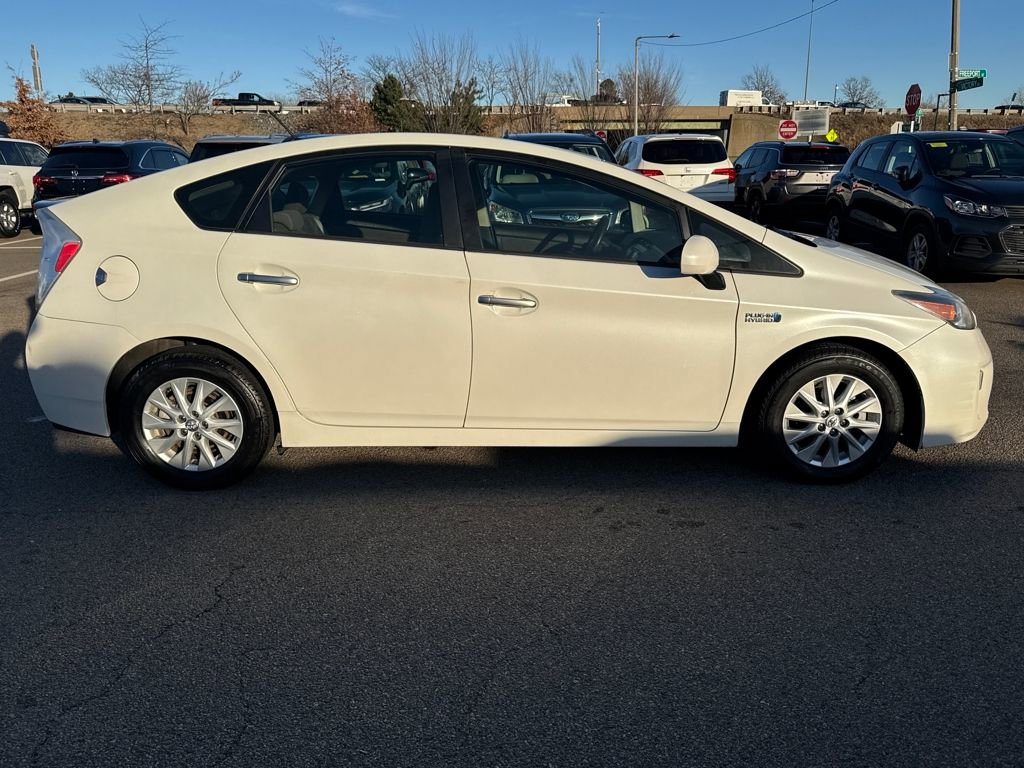 Used 2013 Toyota Prius Prime Plug-In Hybrid image 8