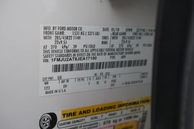 Used 2018 Ford Expedition Limited w/ Equipment Group 302A AWD/4WD image 32