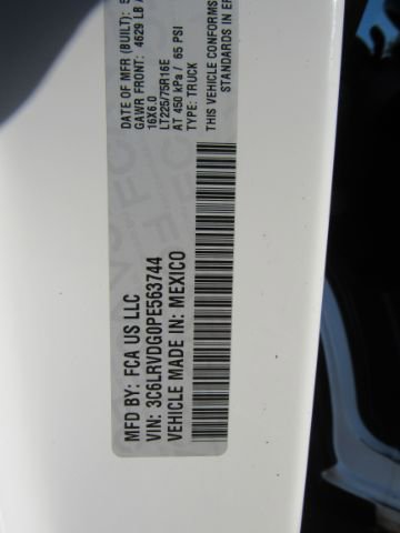 Used 2023 RAM ProMaster 2500 image 42