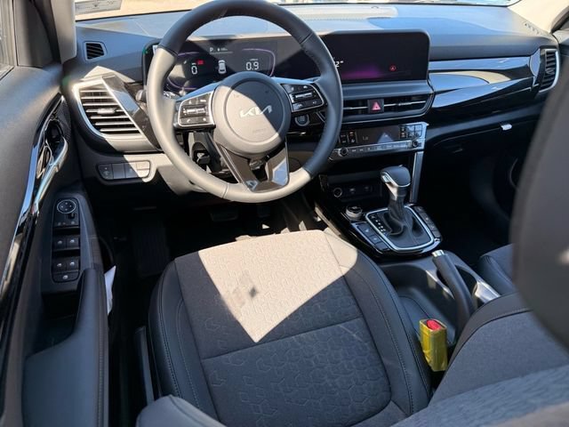 New 2026 Kia Seltos S AWD/4WD image 7