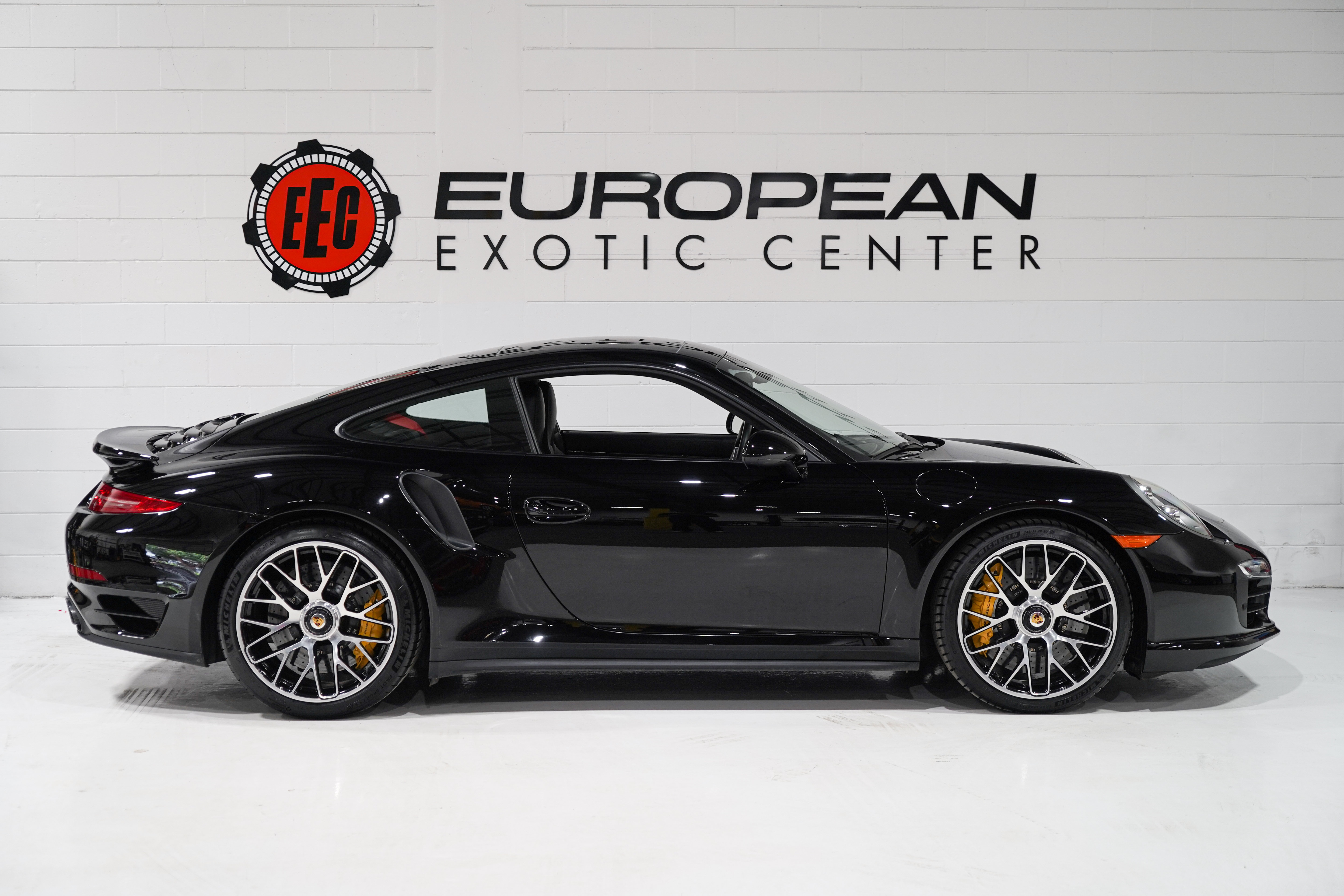 Used 2014 Porsche 911 Turbo S AWD/4WD image 6