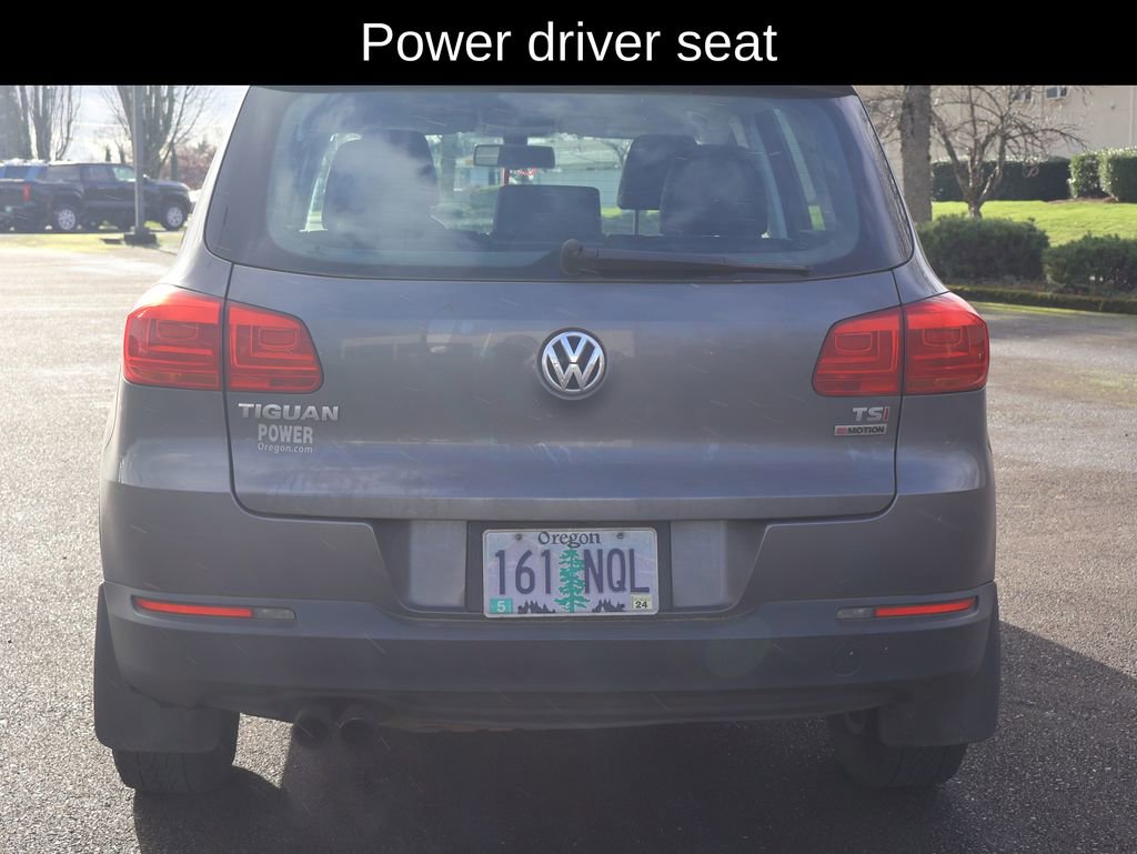 Used 2017 Volkswagen Tiguan S image 5