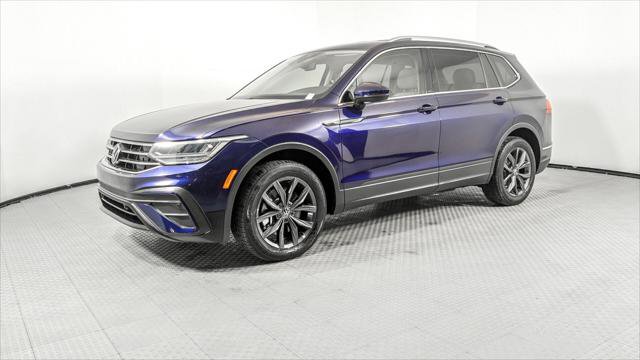 Used 2023 Volkswagen Tiguan SE image 2