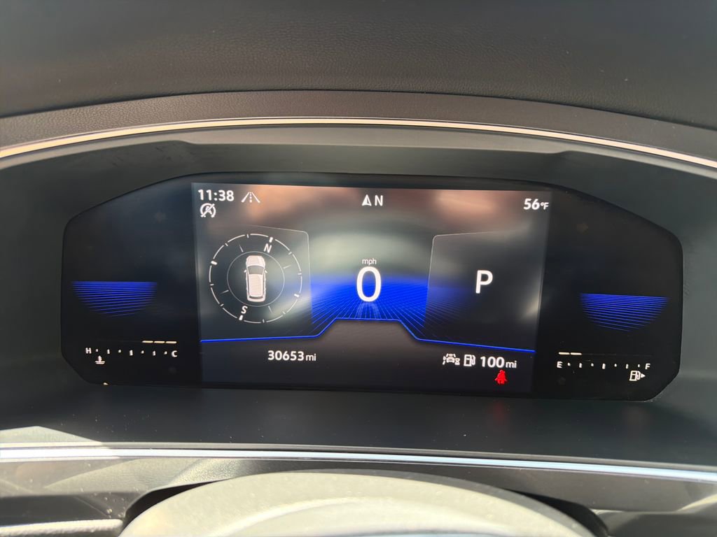 Certified 2022 Volkswagen Tiguan SE R-Line image 18