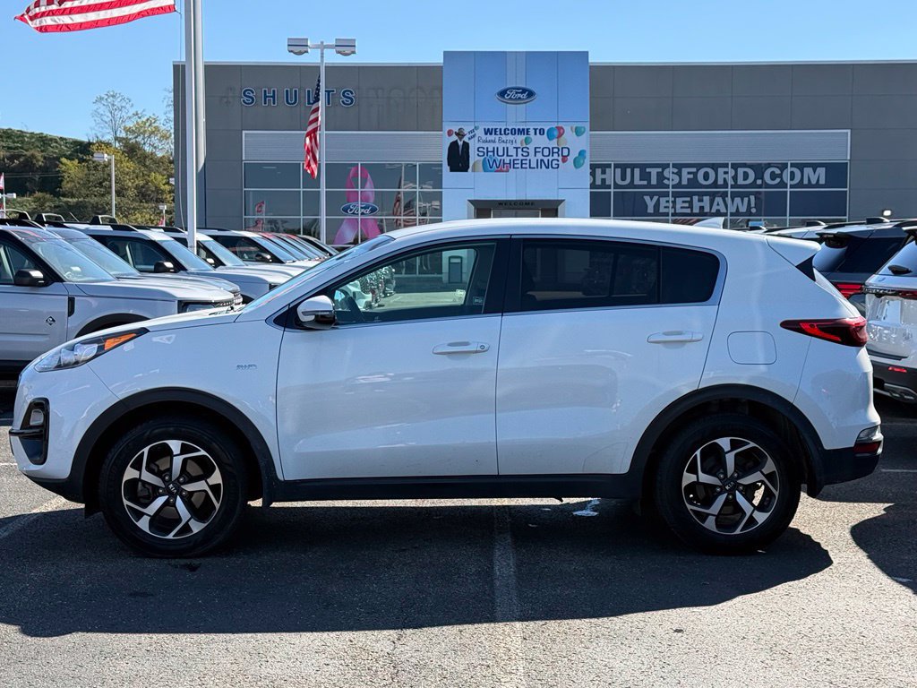 Used 2020 Kia Sportage LX w/ LX Popular Package AWD/4WD image 2