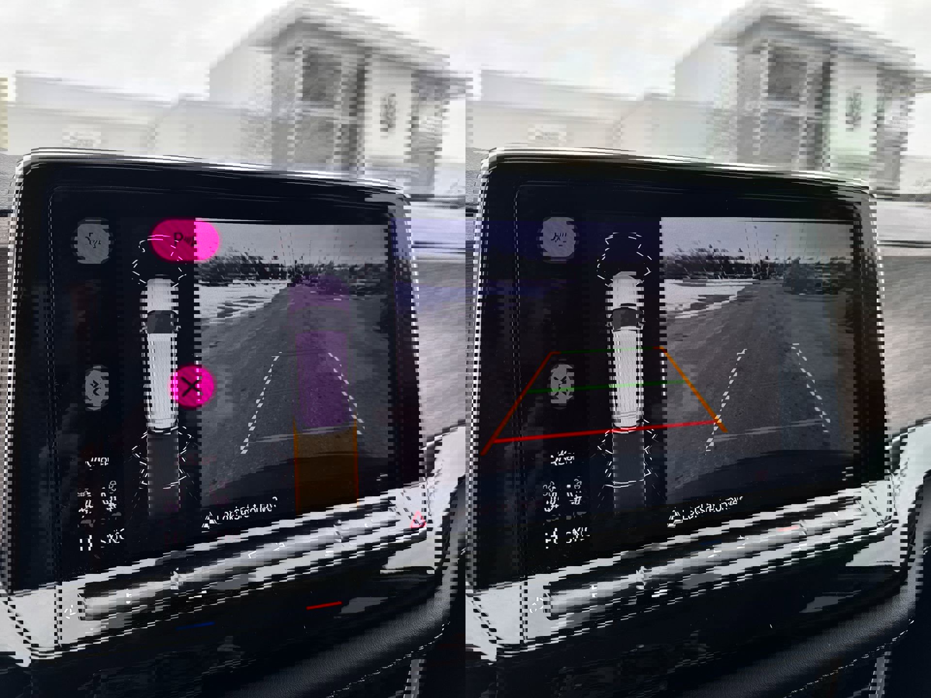 Certified 2025 Volkswagen Atlas SEL image 15