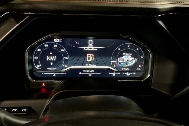 Used 2024 GMC Sierra 2500 AT4 w/ Technology Package image 24