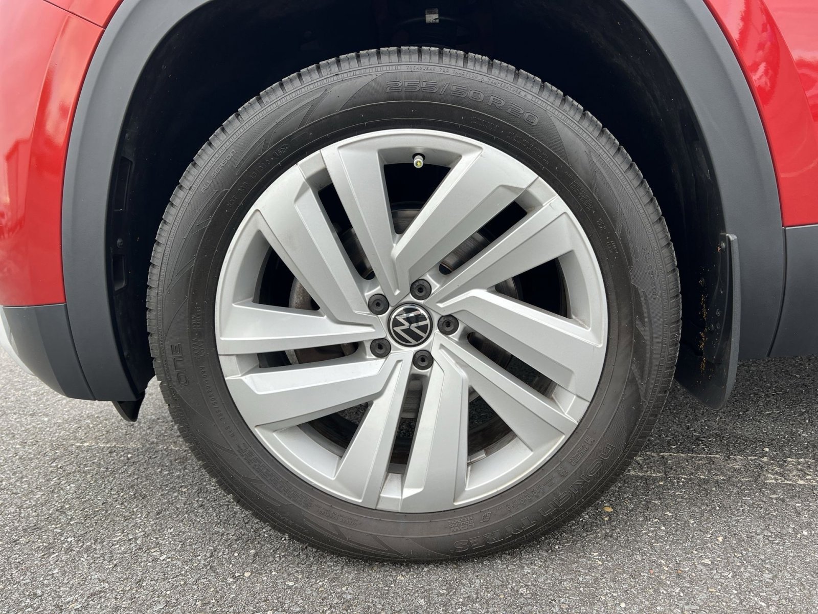 Used 2021 Volkswagen Atlas SEL image 12