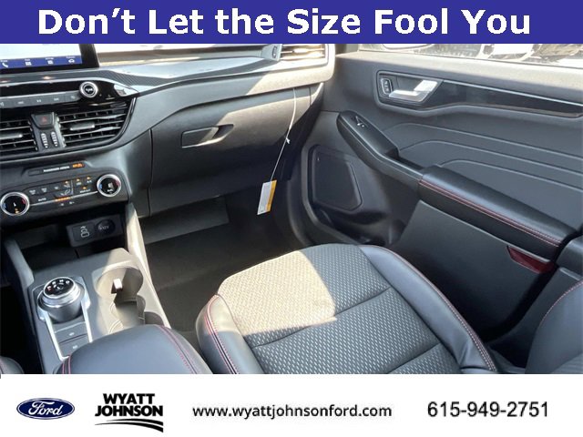 New 2025 Ford Escape ST-Line w/ Equipment Group 301A image 14