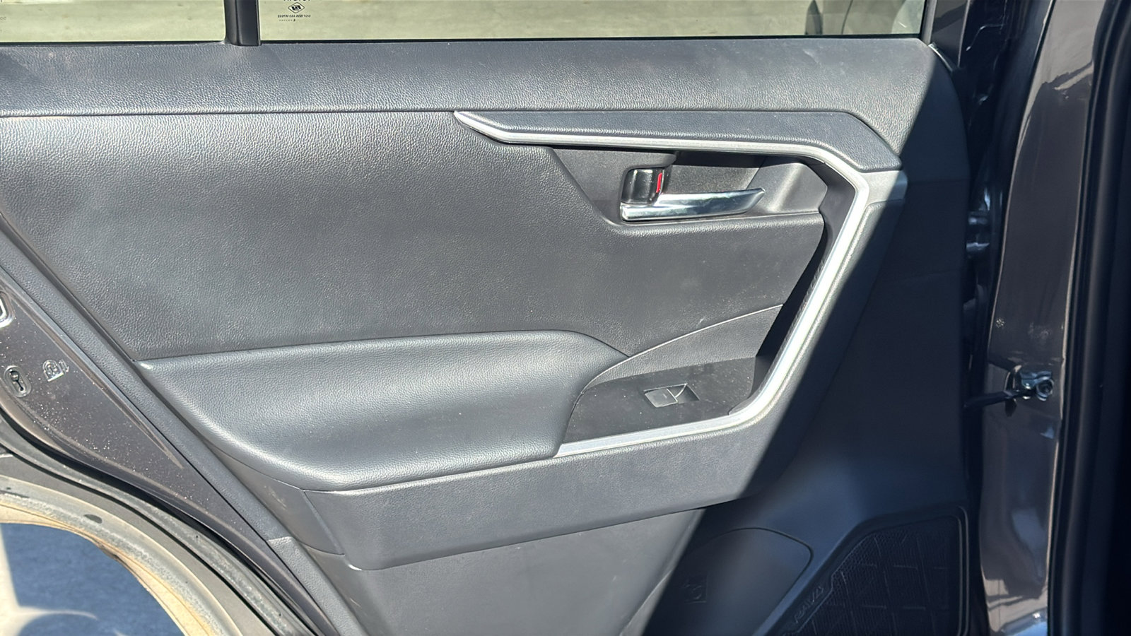 Used 2024 Toyota RAV4 XLE Premium image 22