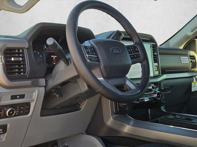 New 2025 Ford F150 XLT w/ Equipment Group 302A MID video 3